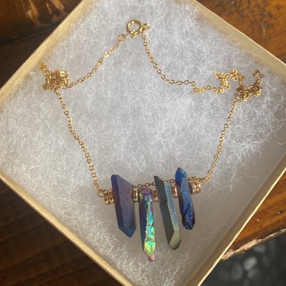 Handmade rainbow quartz necklace - Picture 5 of 5